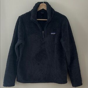 Patagonia Dark Purple Fleece Pullover